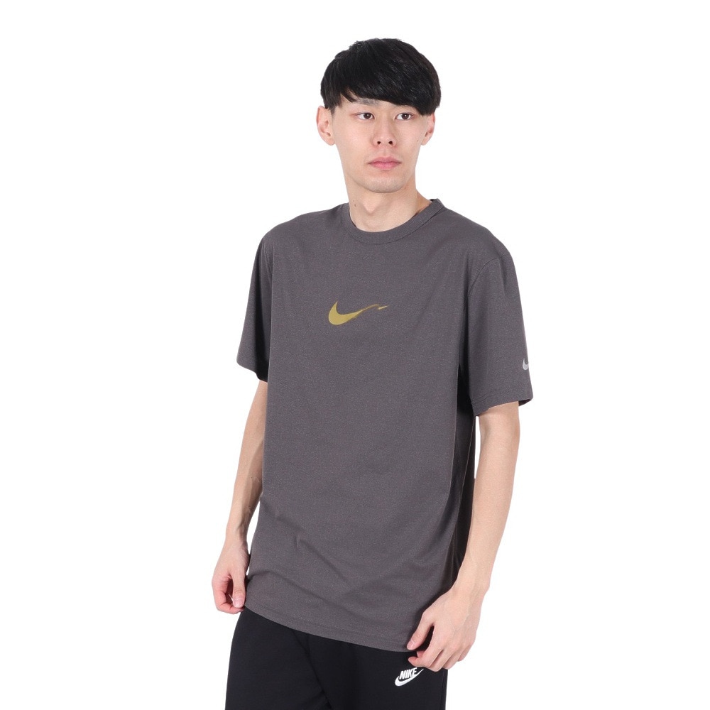 ナイキ（NIKE）（メンズ）ハイバース ドライフィットUV半袖トップ HV4882-299