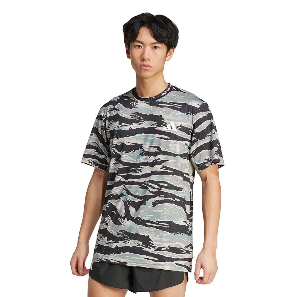 アディダス（adidas）（メンズ）トレイン エッセンシャルズ カモ AOP 半袖Tシャツ KQC46-JN5954