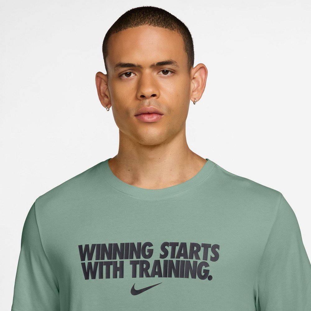 ナイキ（NIKE）（メンズ）ドライフィット ウィニング 半袖 Tシャツ