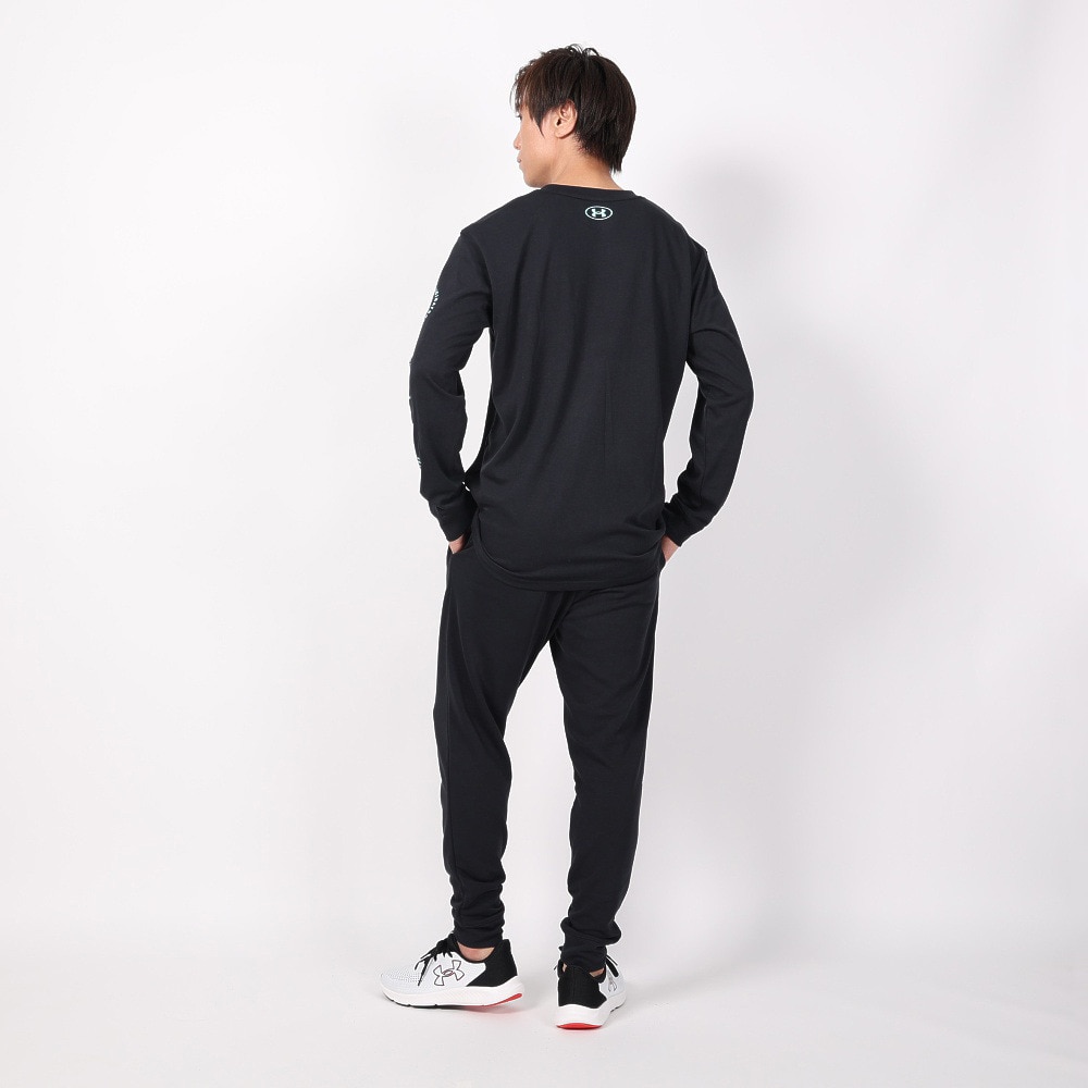 アンダーアーマー（UNDER ARMOUR）（メンズ）長袖Tシャツ メンズ ヘビーウエイト グラフィック  1381360 001