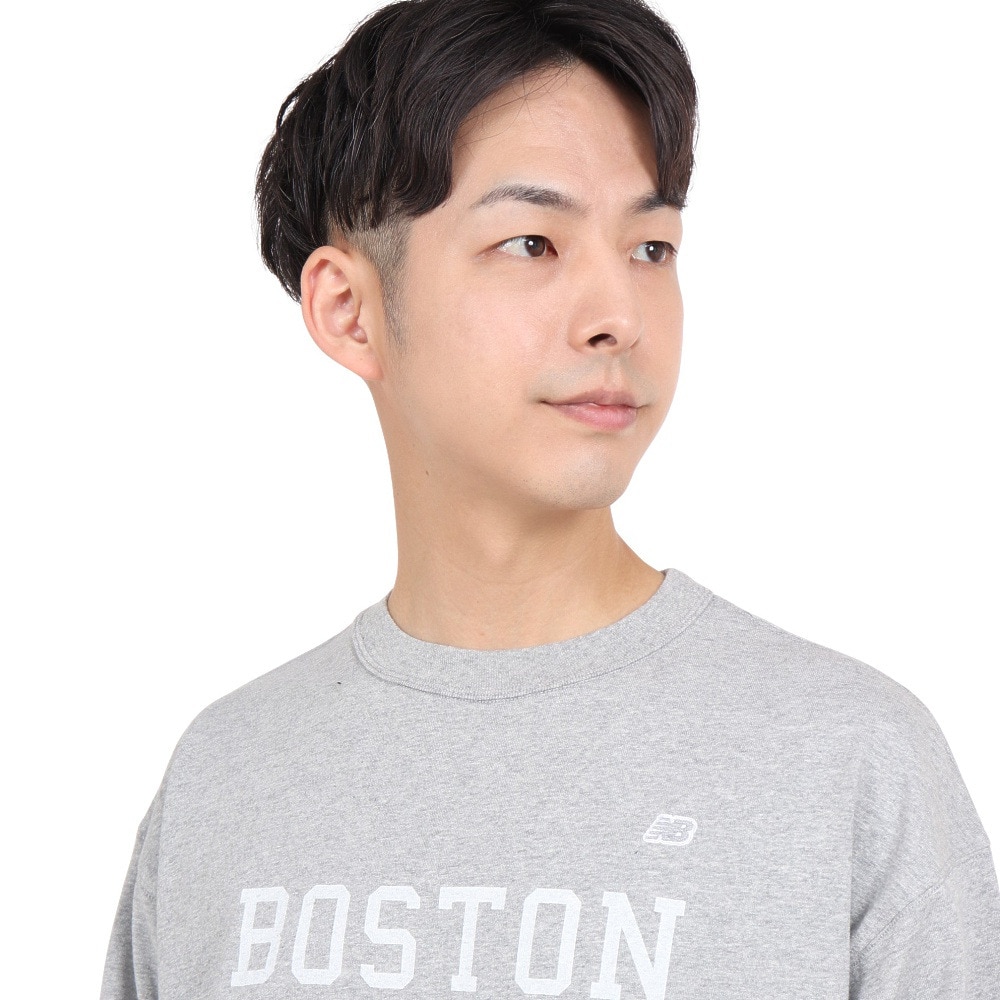 ニューバランス（new balance）（メンズ）900 スプリット82 BOSTON プリント長袖Tシャツ AMT35109AG