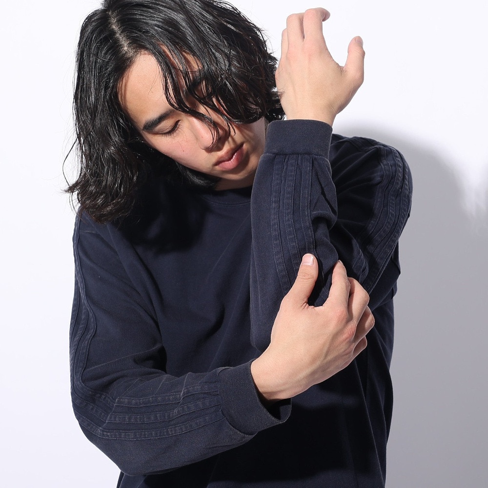 アディダス（adidas）（メンズ、レディース）スリーストライプス WASH ロングスリーブTシャツ KUE34-JE0946 ロンT 長袖 ヘビーウェイト ルーズフィット