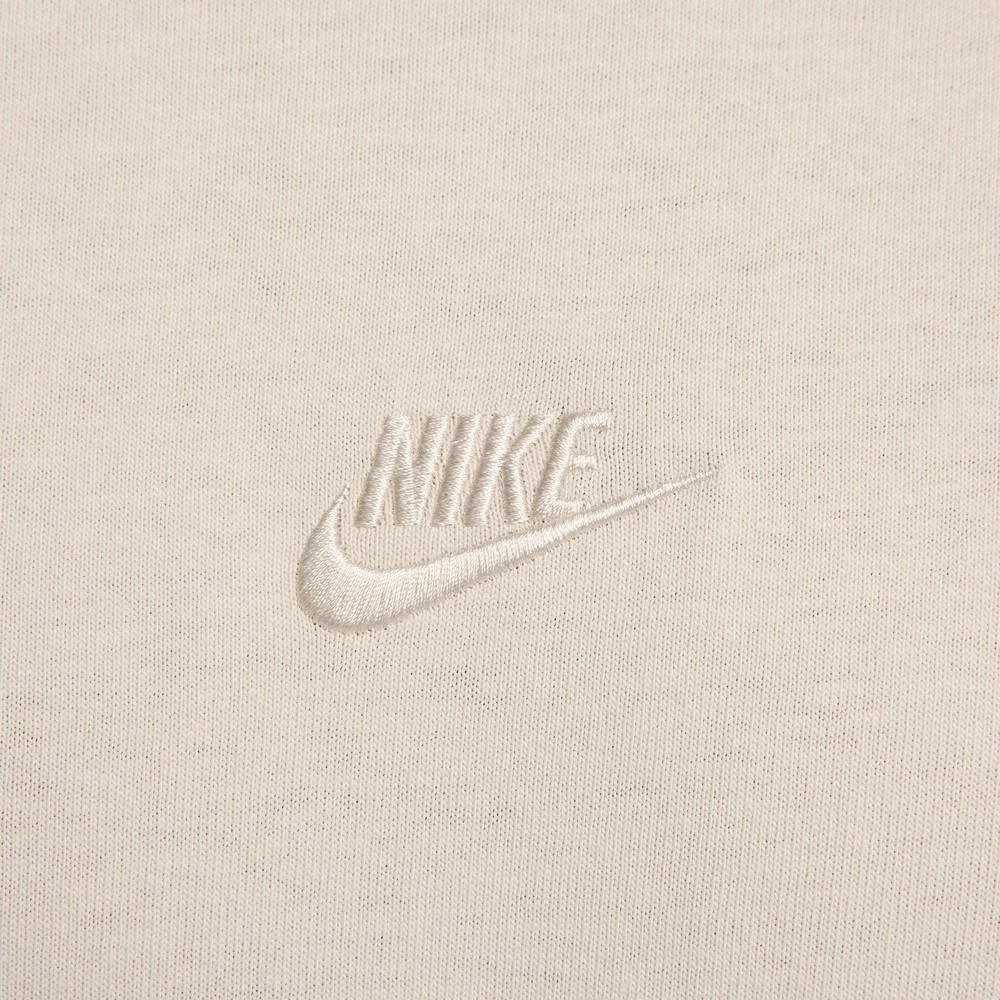 ナイキ（NIKE）（メンズ）スポーツウェア エッセンシャル 長袖Tシャツ DO7391-104