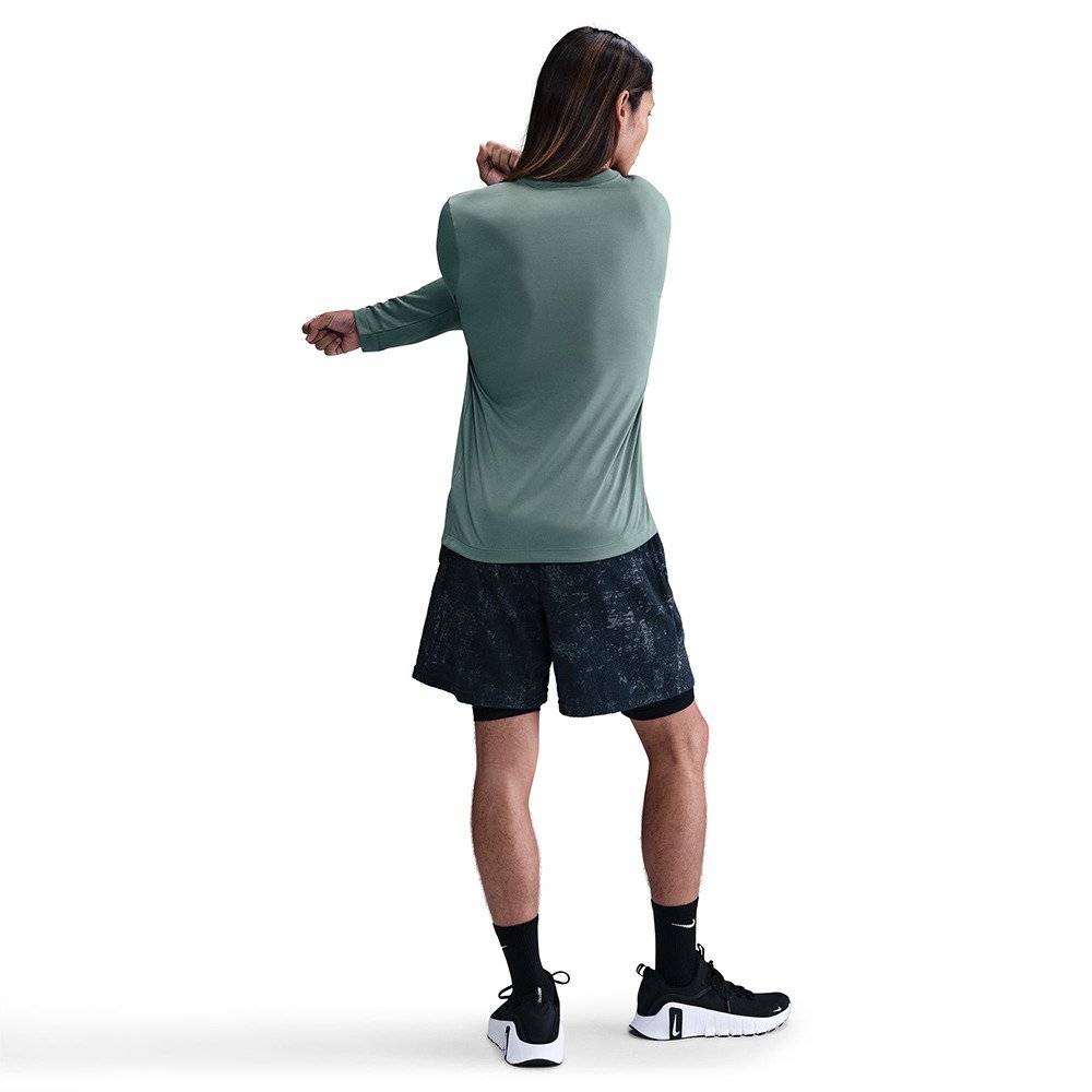 ナイキ（NIKE）（メンズ）ドライフィット レジェンド ロングスリーブ