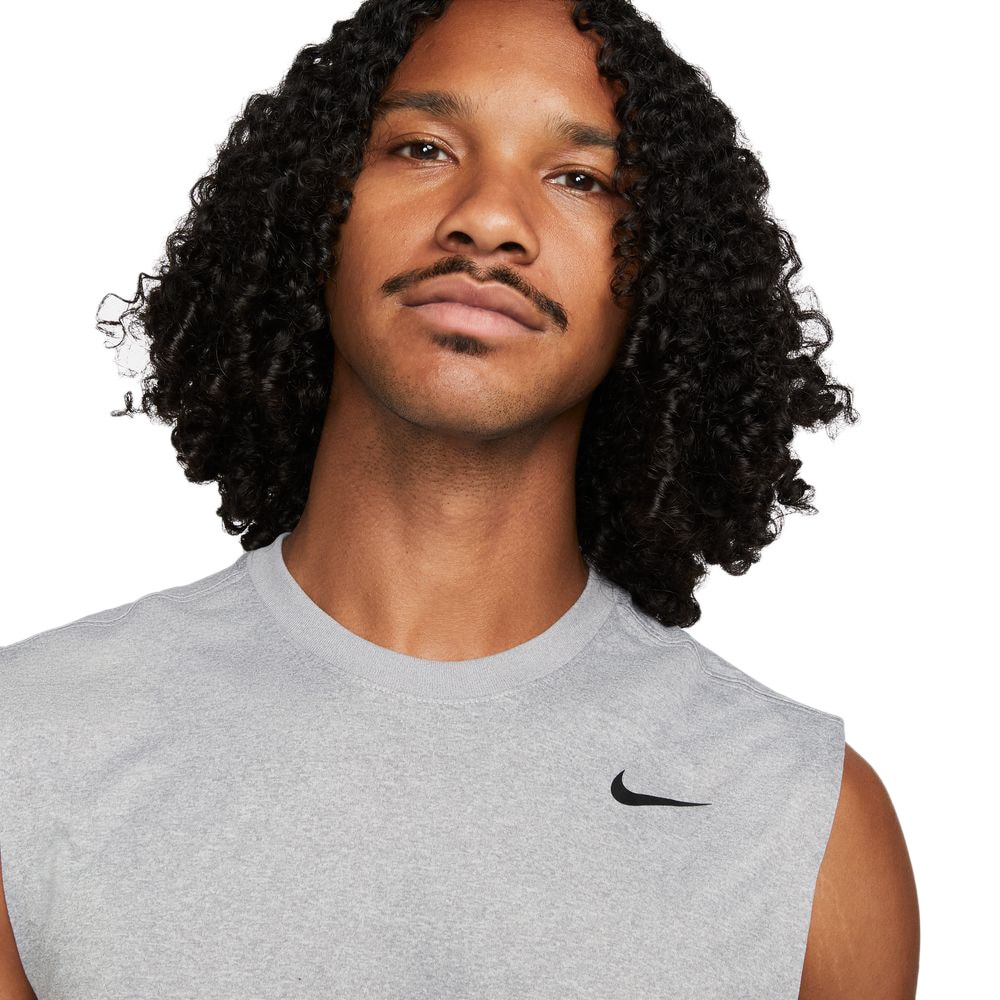 ナイキ（NIKE）（メンズ）ドライフィット レジェンド スリーブレス フィットネス Tシャツ DX0992-063 ノースリーブ メンズ グレー 