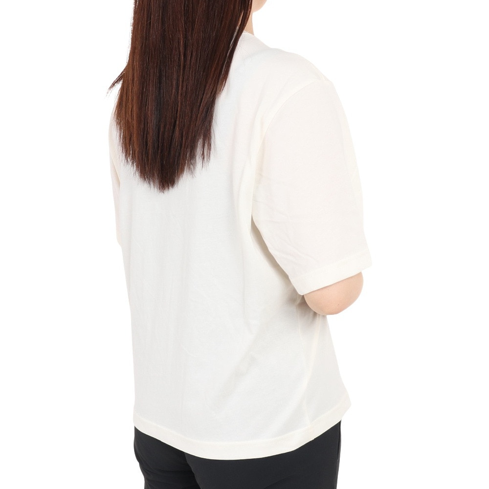 ナイキ（NIKE）（レディース）半袖Tシャツ レディース ドライフィット スウッシュ フライ ボクシー FN1221-110