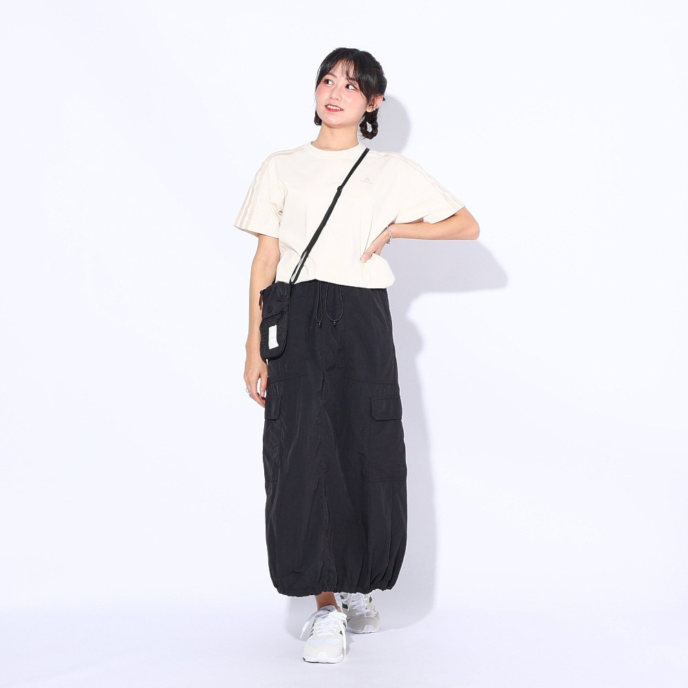アディダス（adidas）（レディース）エッセンシャルズ プラス スリーストライプス 半袖Tシャツ KVF79-JF1397