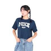 (レディース)NSW OC VARZITY ショートスリーブ クロップドTシャツ FZ2856-478