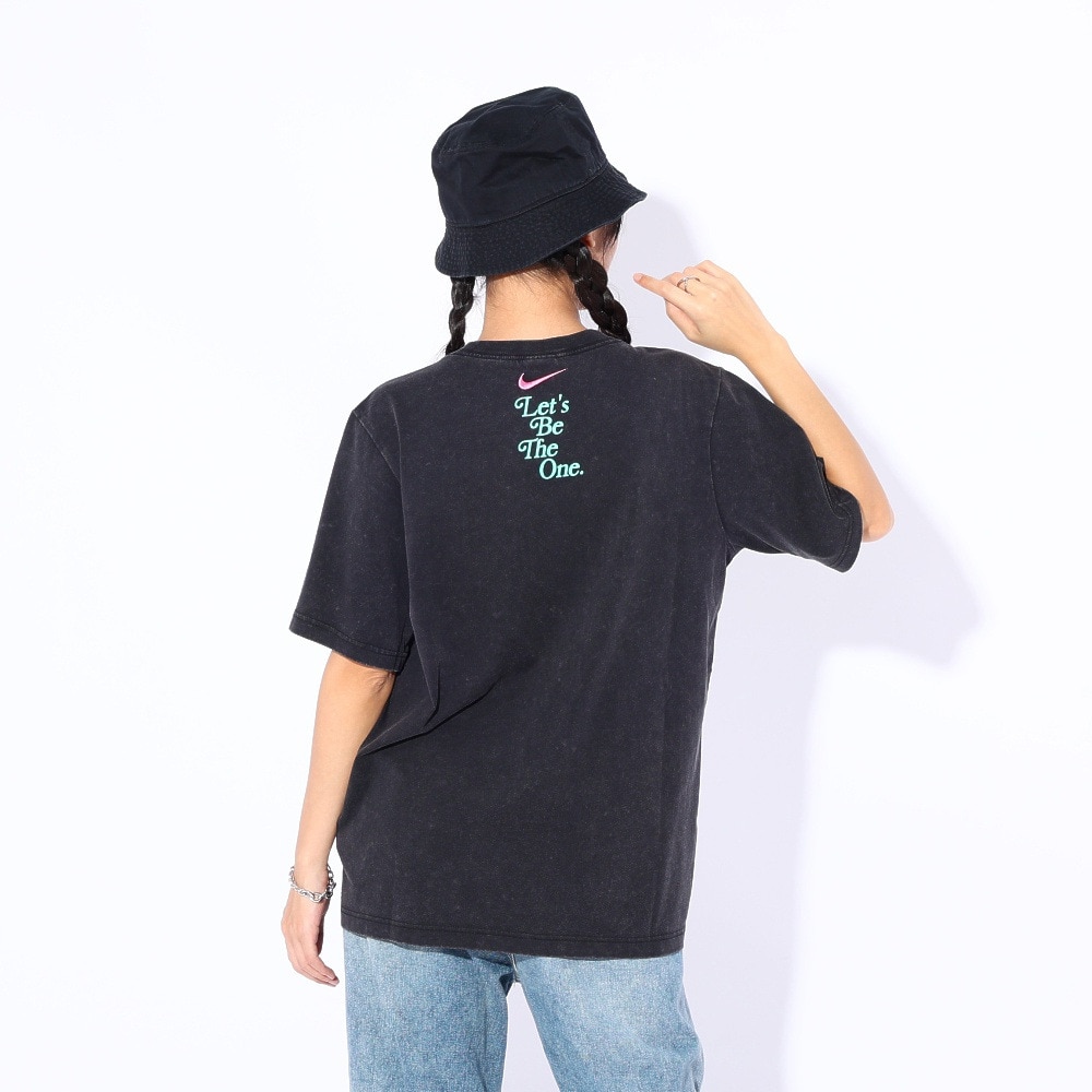 ナイキ（NIKE）（レディース）スポーツウェア エッセンシャル 半袖Tシャツ HM4594-010