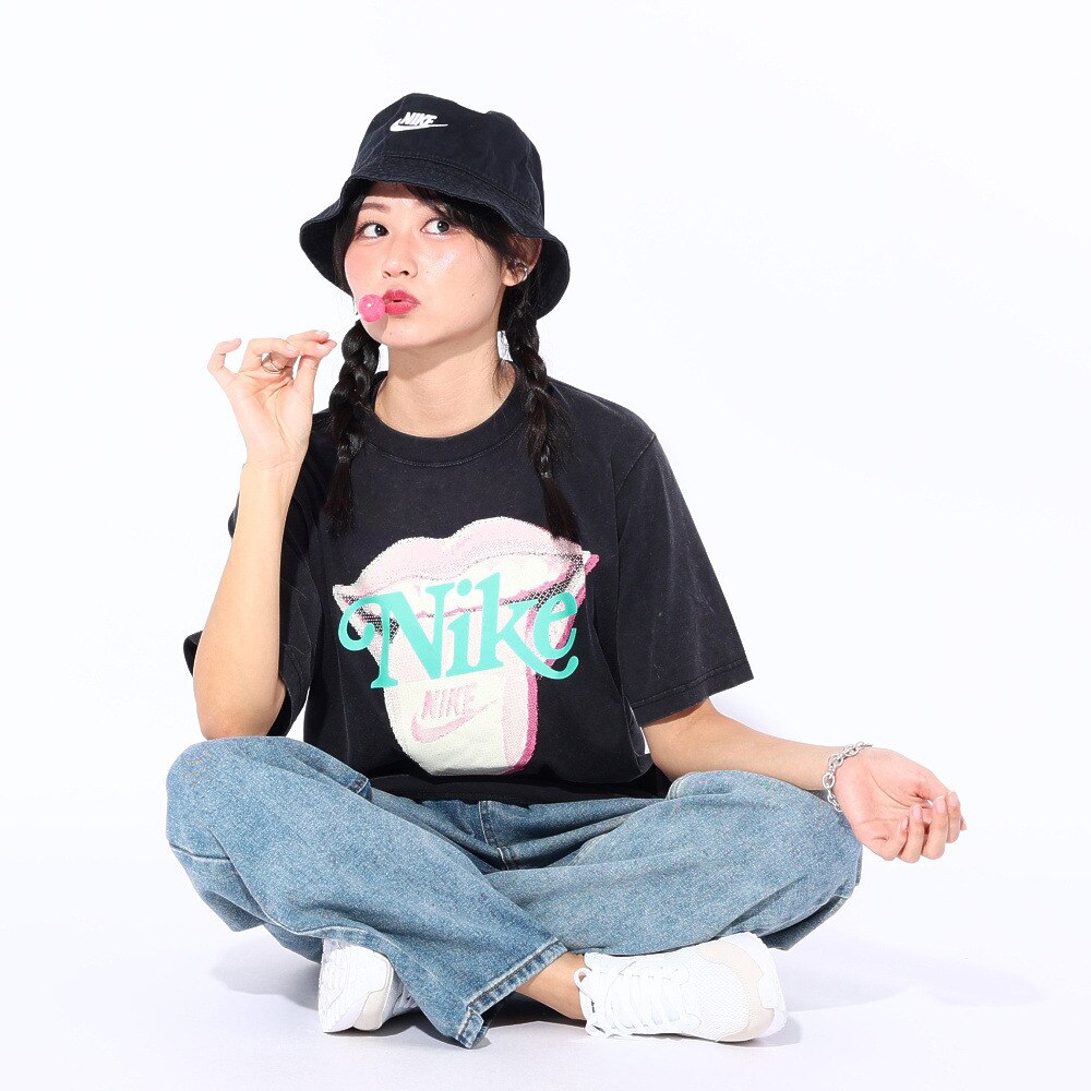 ナイキ（NIKE）（レディース）スポーツウェア エッセンシャル 半袖Tシャツ HM4594-010