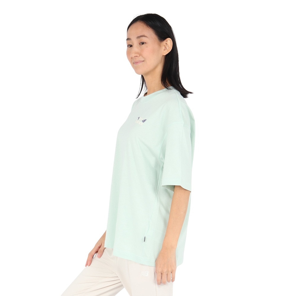 ニューバランス（new balance）（レディース）フラワーオーバーサイズTシャツ WT51930CYS