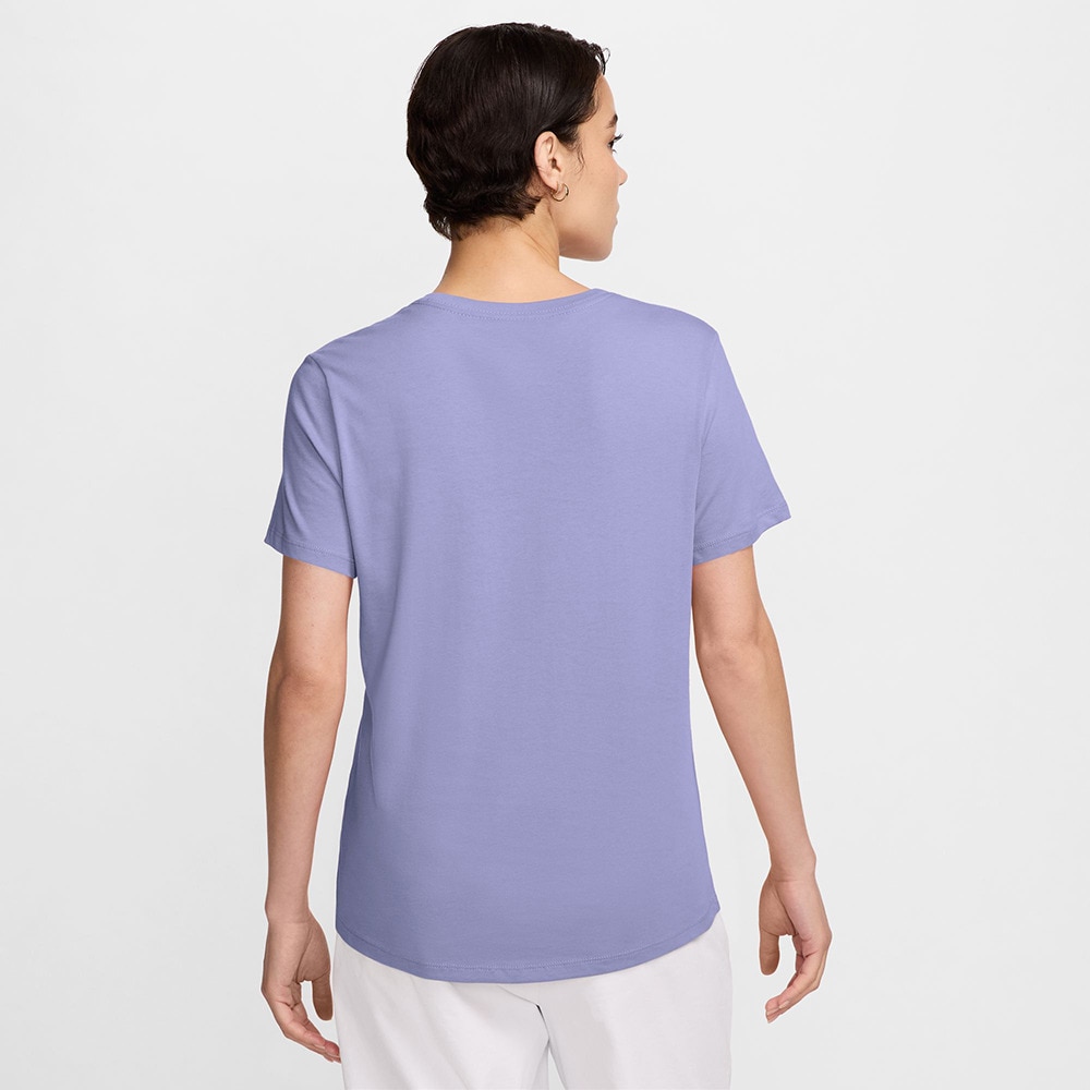 ナイキ（NIKE）（レディース）スポーツウェア クラブ 半袖 Tシャツ HF9699-533