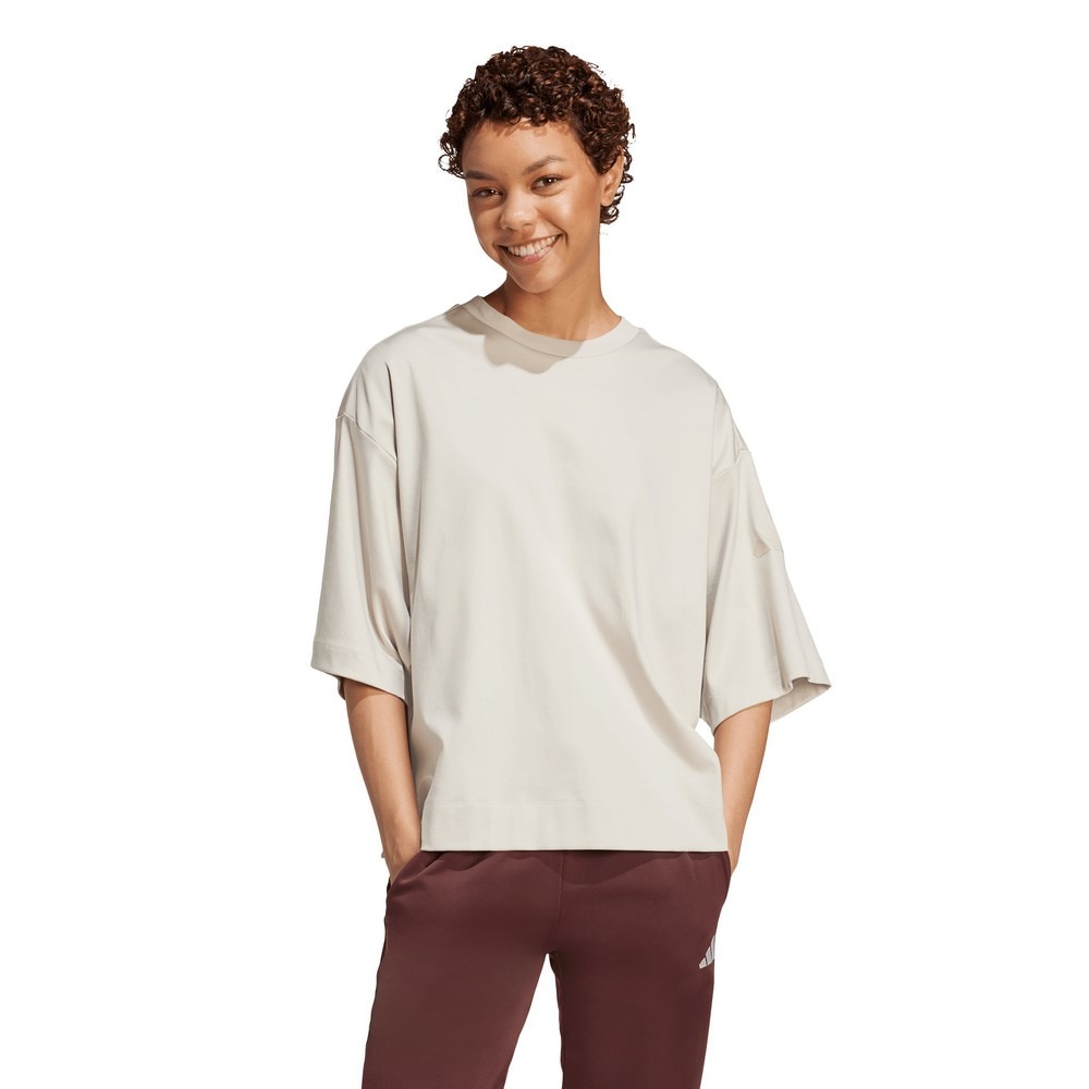 アディダス（adidas）（レディース）ソフト ラックス ルーズ 半袖Tシャツ KLH94-JV9889