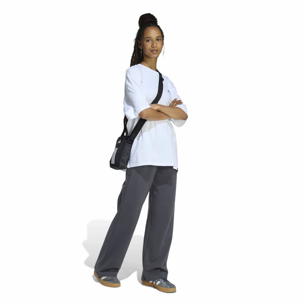 アディダス（adidas）（レディース）ソフトサイド オーバーサイズ グラフィック Tシャツ QD624-KA5091