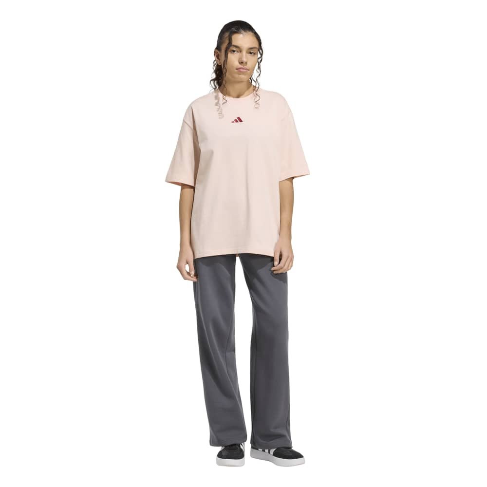 アディダス（adidas）（レディース）ミニ刺しゅう オーバーサイズ