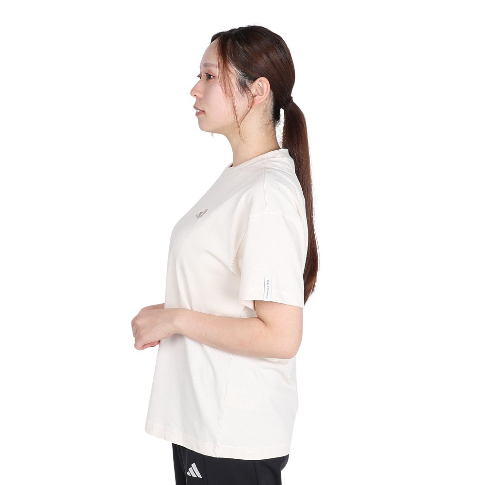 アディダス（adidas）（レディース）エッセンシャルズ プラス スモールロゴ 半袖Tシャツ JUP50-JW4522