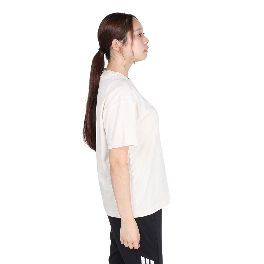 アディダス（adidas）（レディース）エッセンシャルズ プラス スモールロゴ 半袖Tシャツ JUP50-JW4522