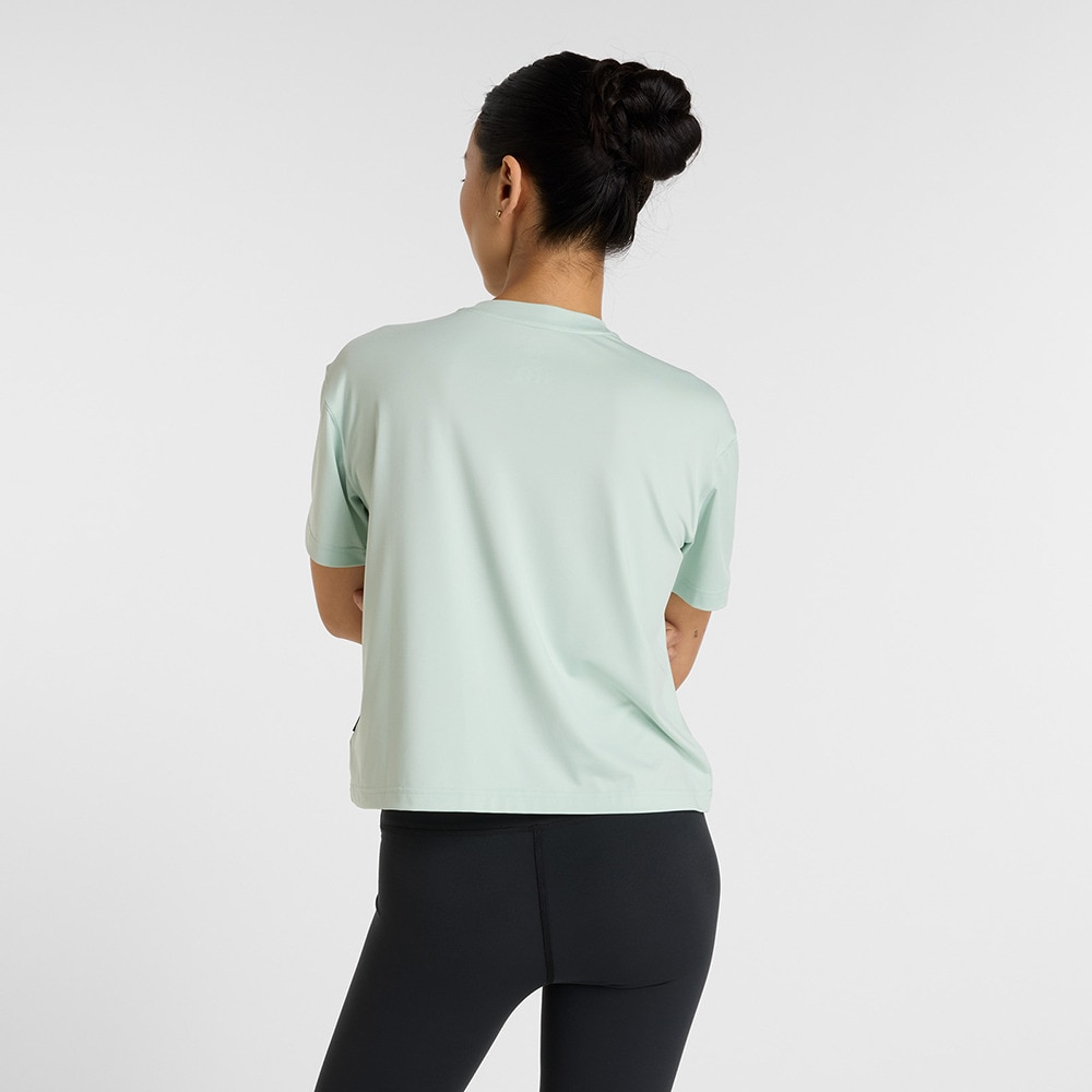 ニューバランス（new balance）（レディース）リラックスグラフィックＴシャツ AWT51135CYS