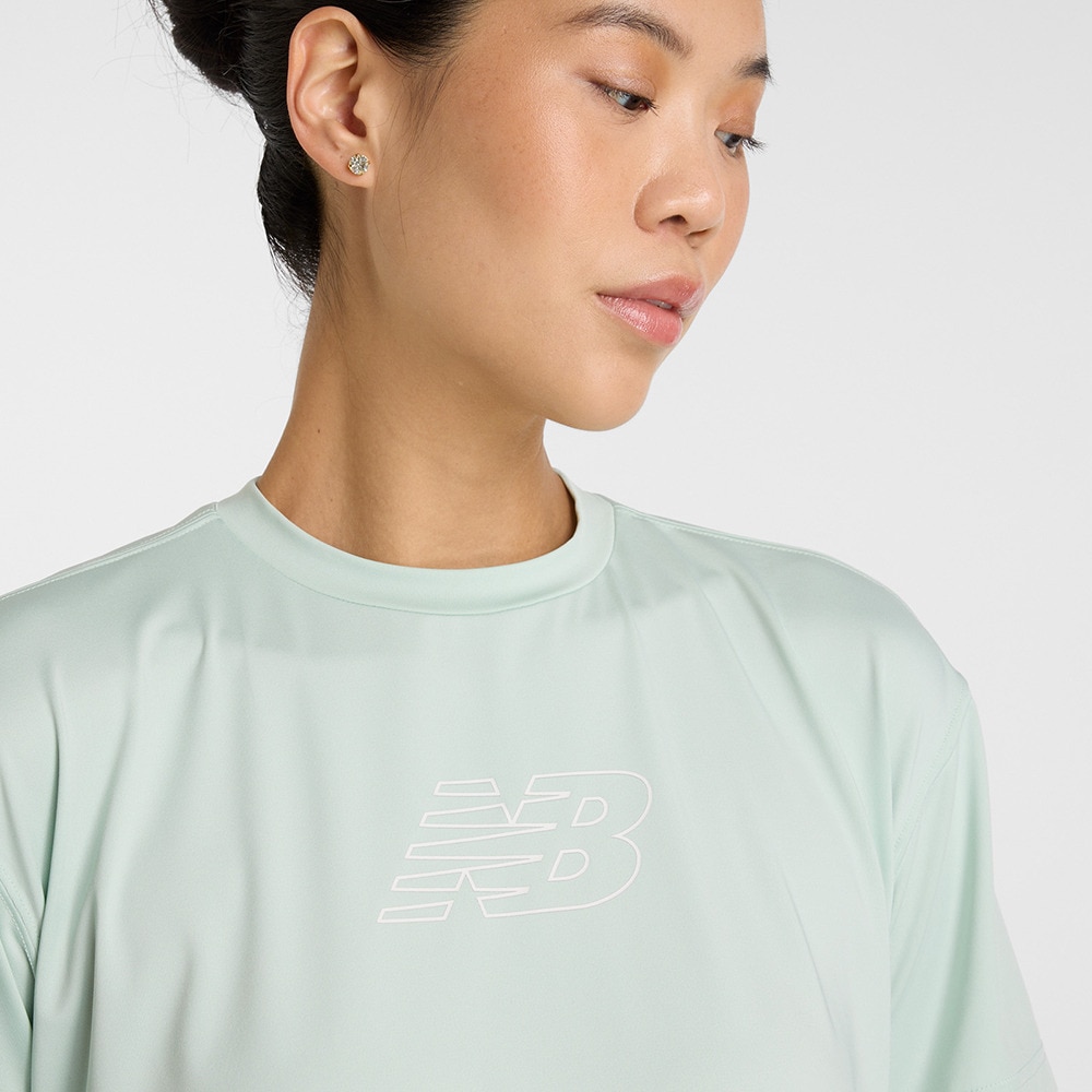 ニューバランス（new balance）（レディース）リラックスグラフィックＴシャツ AWT51135CYS