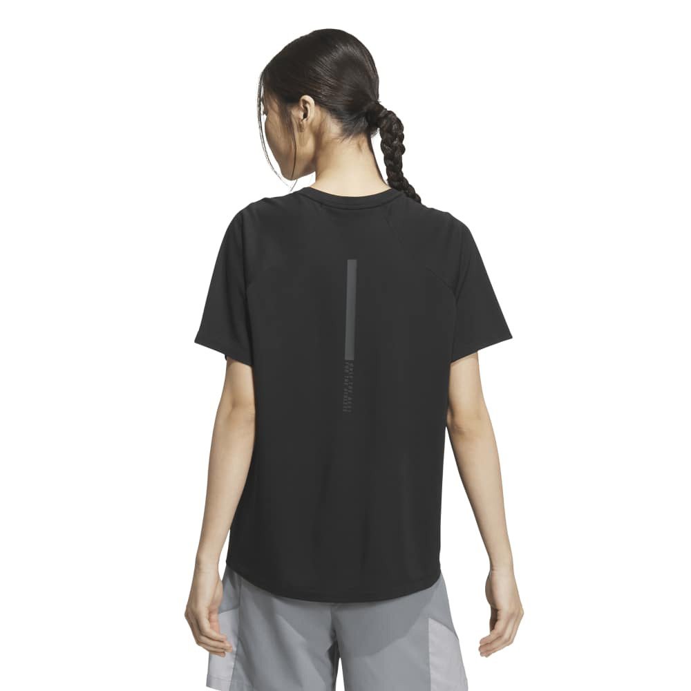 アディダス（adidas）（レディース）アダプテーション カラット ルーズフィット 半袖Tシャツ GE088-KF8232