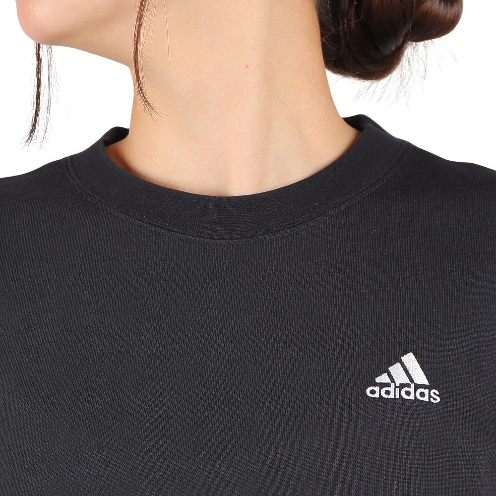 アディダス（adidas）（レディース）エッセンシャルズ プラス スモールロゴ 長袖Tシャツ KVF86-JF1422