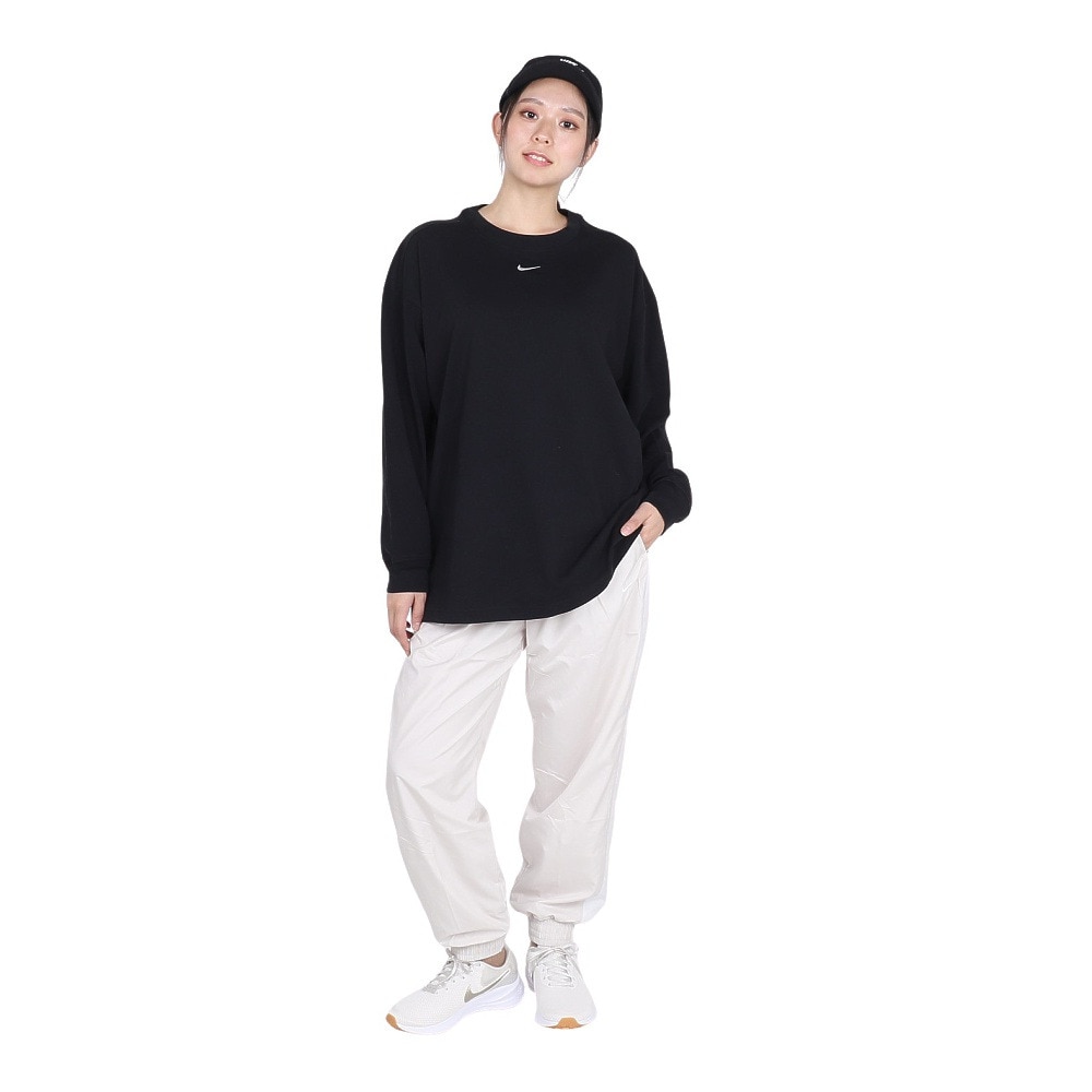 ナイキ（NIKE）（レディース）スポーツウェア エッセンシャル オーバーサイズド ロングスリーブ Tシャツ HF5321-010