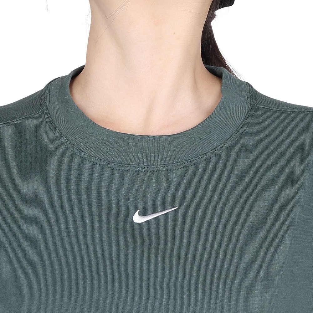 ナイキ（NIKE）（レディース）スポーツウェア エッセンシャル オーバーサイズド ロングスリーブ Tシャツ HF5321-338