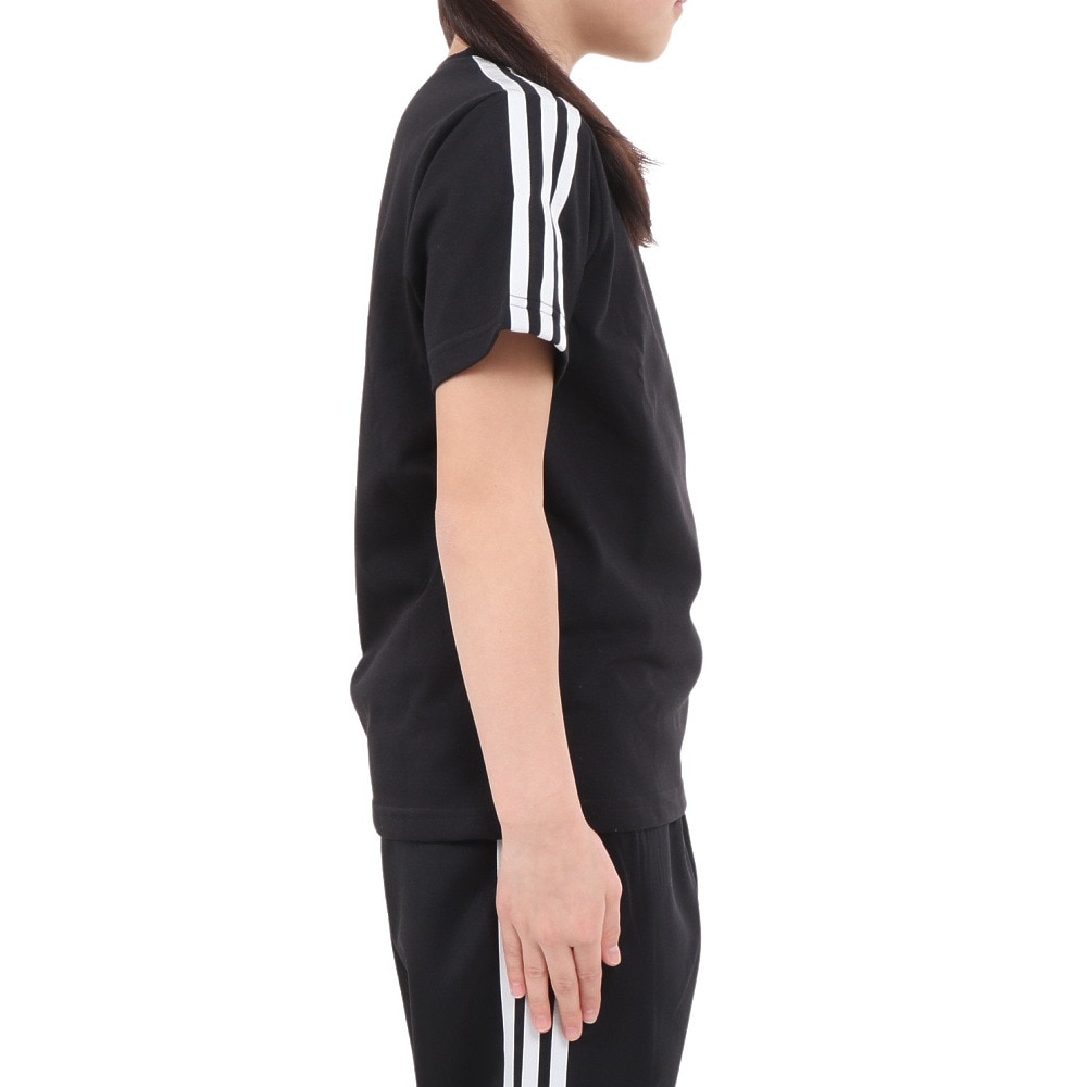 アディダス（adidas）（キッズ）キッズ エッセンシャルズ プラス レギュラーフィット スリーストライプス 半袖Tシャツ KWF30-JE1696