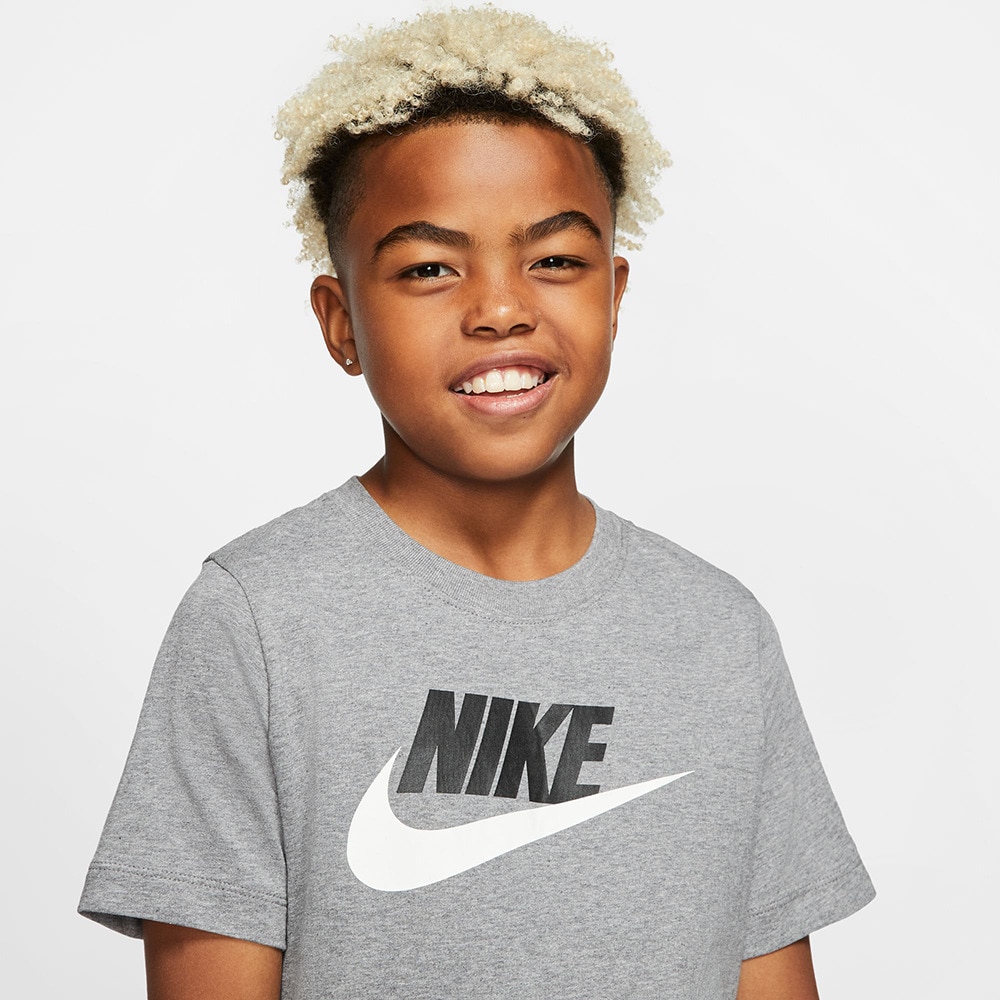ナイキ（NIKE）（キッズ）ジュニア フューチュラ アイコン 半袖コットンTシャツ AR5252-091