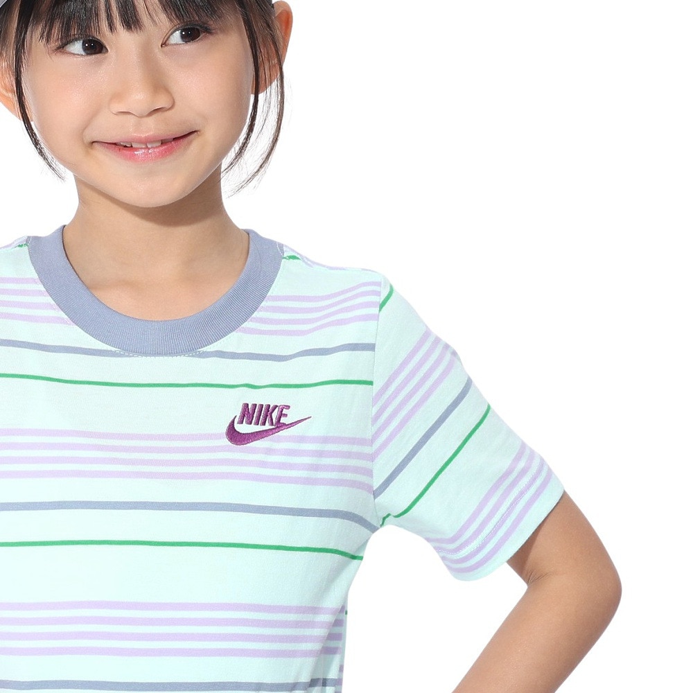 ナイキ（NIKE）（キッズ）ユース NSW クラブ ストライプ 半袖Tシャツ FJ6348-474
