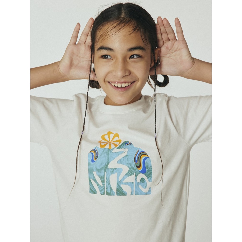 ナイキ（NIKE）（キッズ）ジュニア アース 半袖Tシャツ FV5350-133