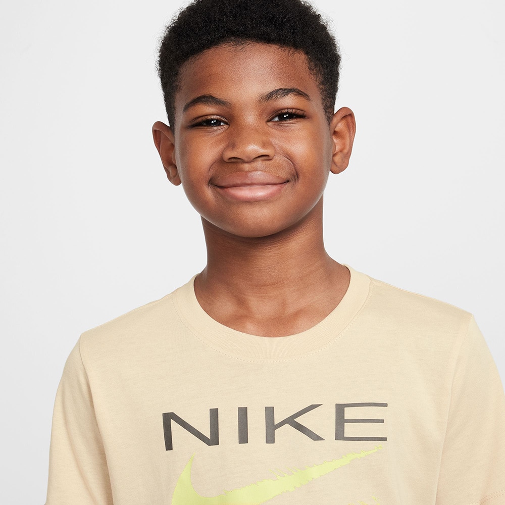 ナイキ（NIKE）（キッズ）ジュニア NSW BRANDMARK 2 半袖Tシャツ HM5853-126