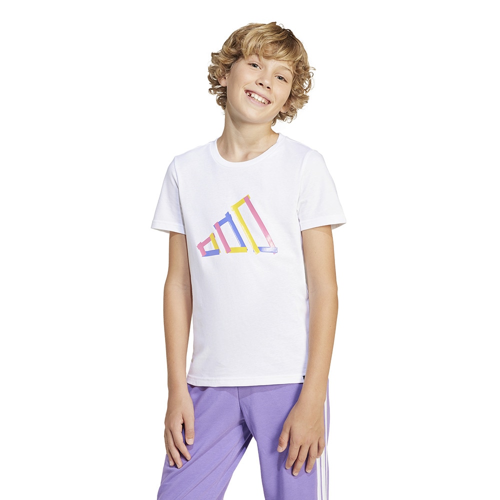 アディダス（adidas）（キッズ）キッズ テックロゴ グラフィック半袖Tシャツ KRU68-JD4638