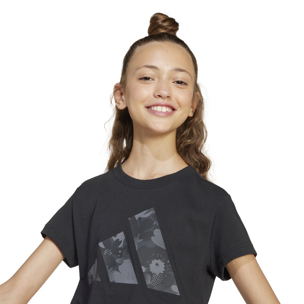 アディダス（adidas）（キッズ）ジュニア シーズナル エッセンシャルズ フラワー 半袖Tシャツ KTD42-JC7510