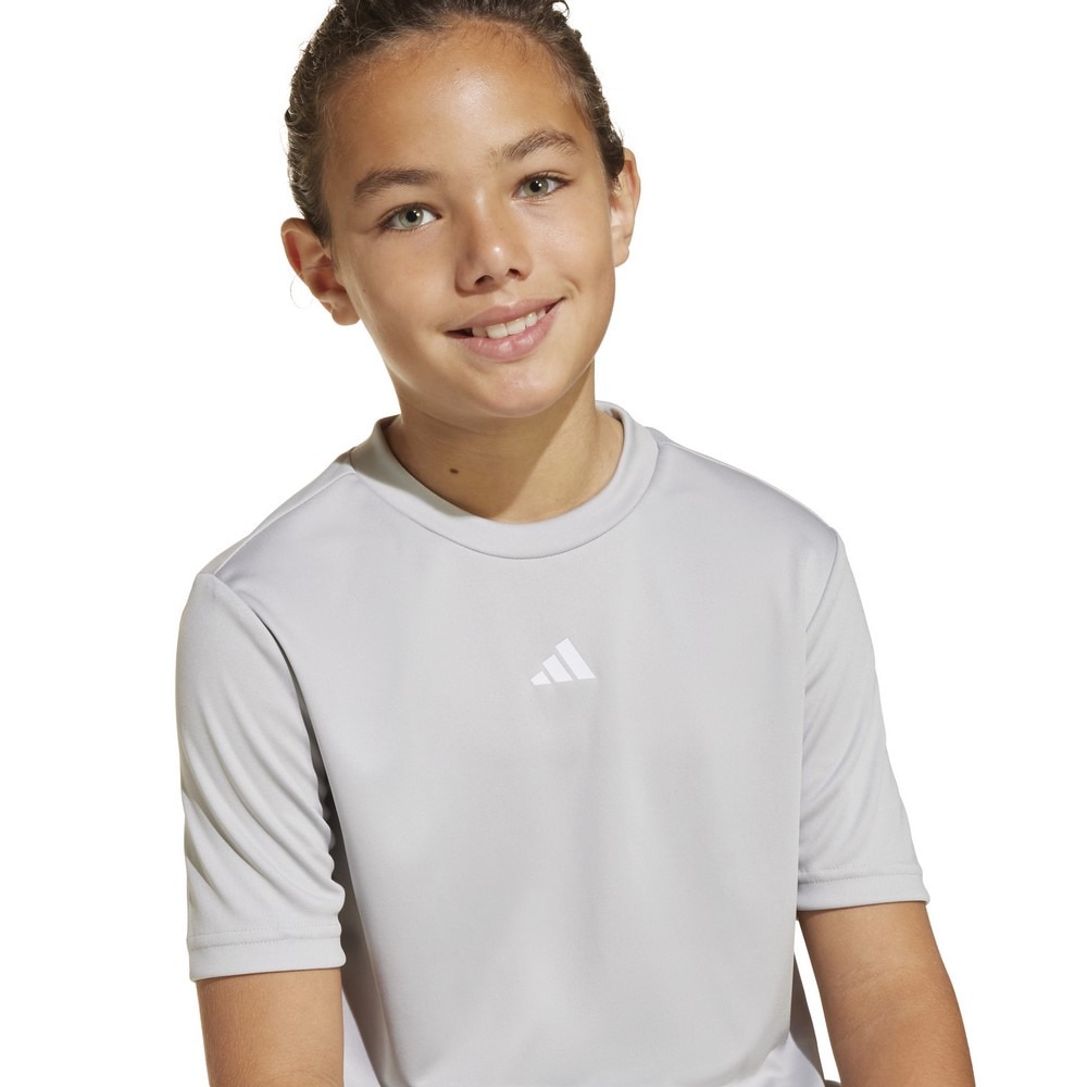 アディダス（adidas）（キッズ）ジュニア トレイン エッセンシャルズ ロゴ レギュラーフィット 半袖Tシャツ JTH37-JJ1063