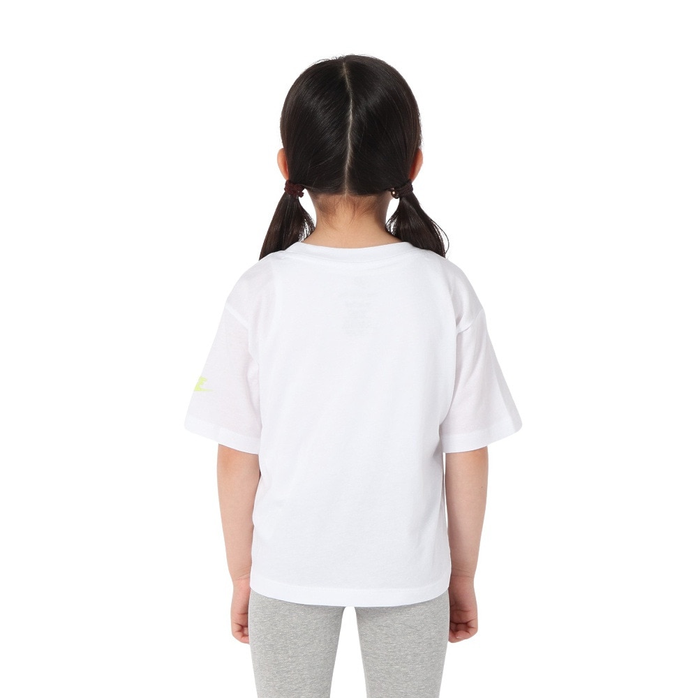 ナイキ（NIKE）（キッズ）ジュニア FLOWRAL グラフィック半袖Tシャツ 36M612-001