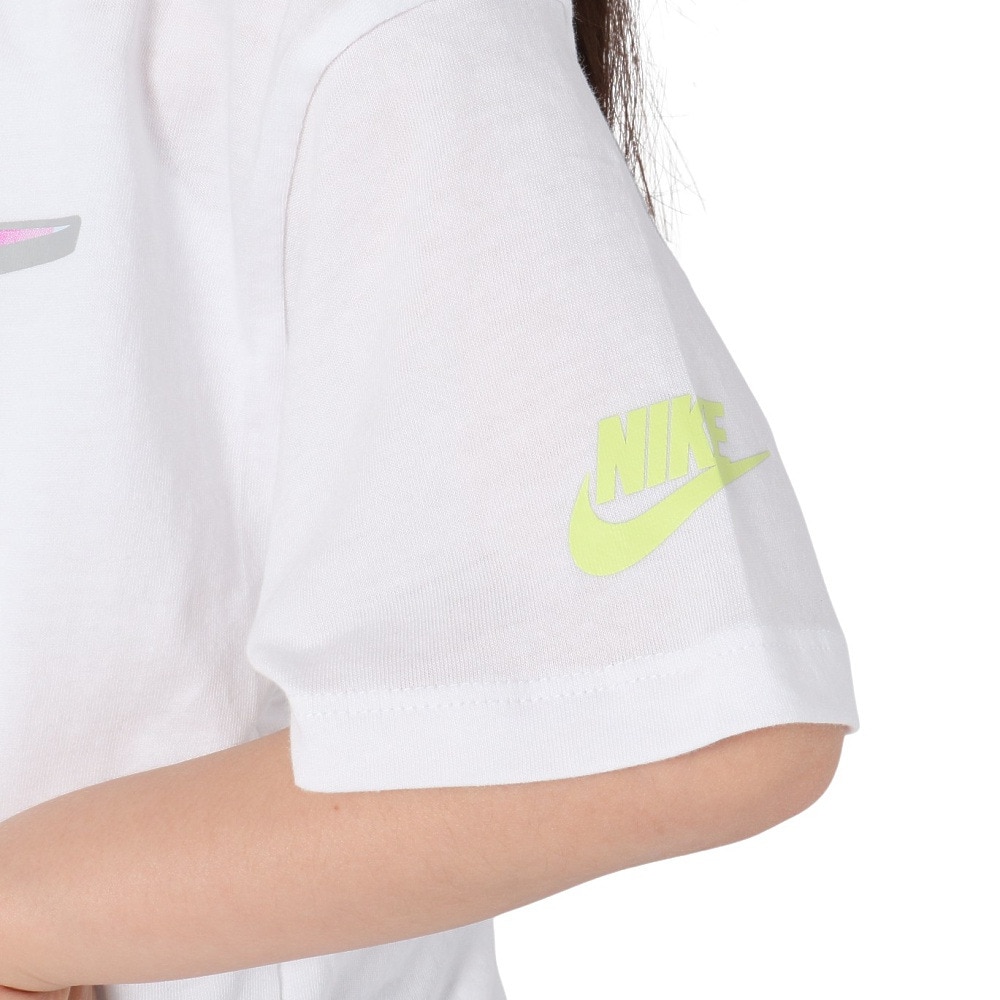 ナイキ（NIKE）（キッズ）ジュニア FLOWRAL グラフィック半袖Tシャツ 36M612-001