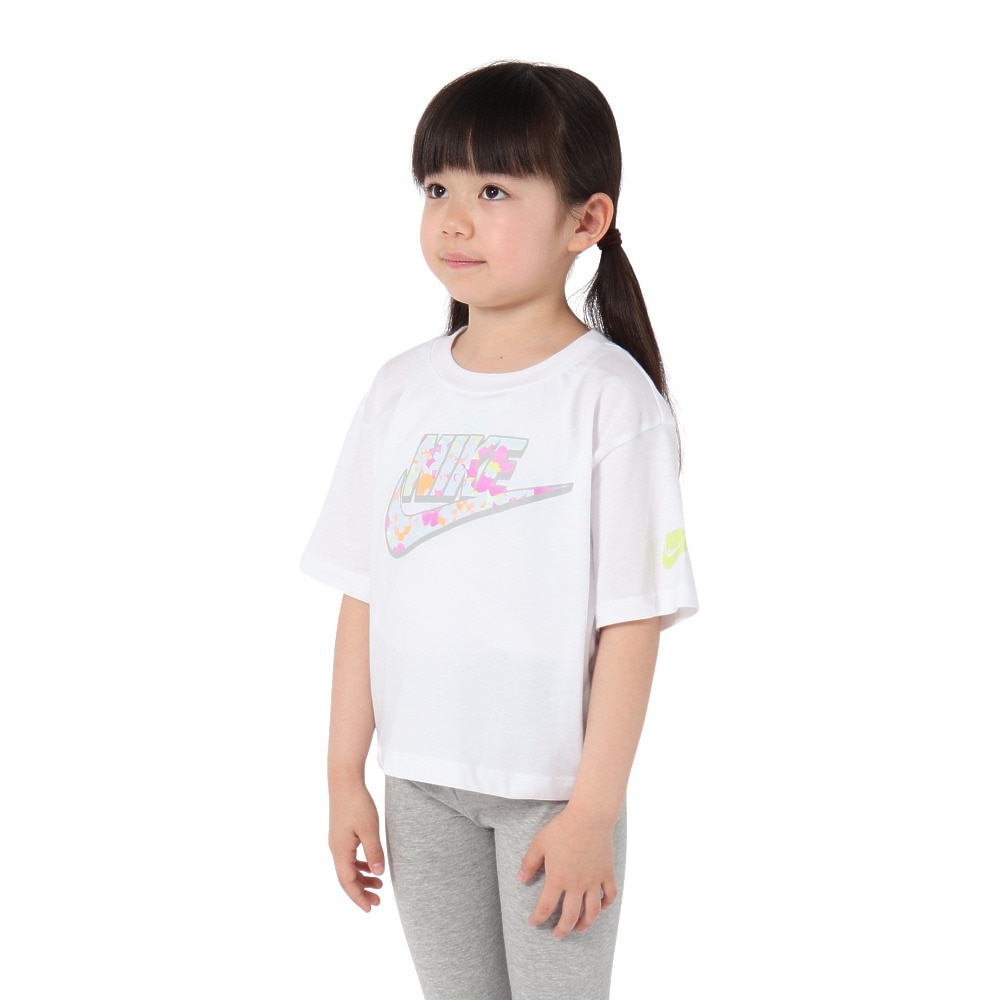 ナイキ（NIKE）（キッズ）ジュニア FLOWRAL グラフィック半袖Tシャツ 36M612-001