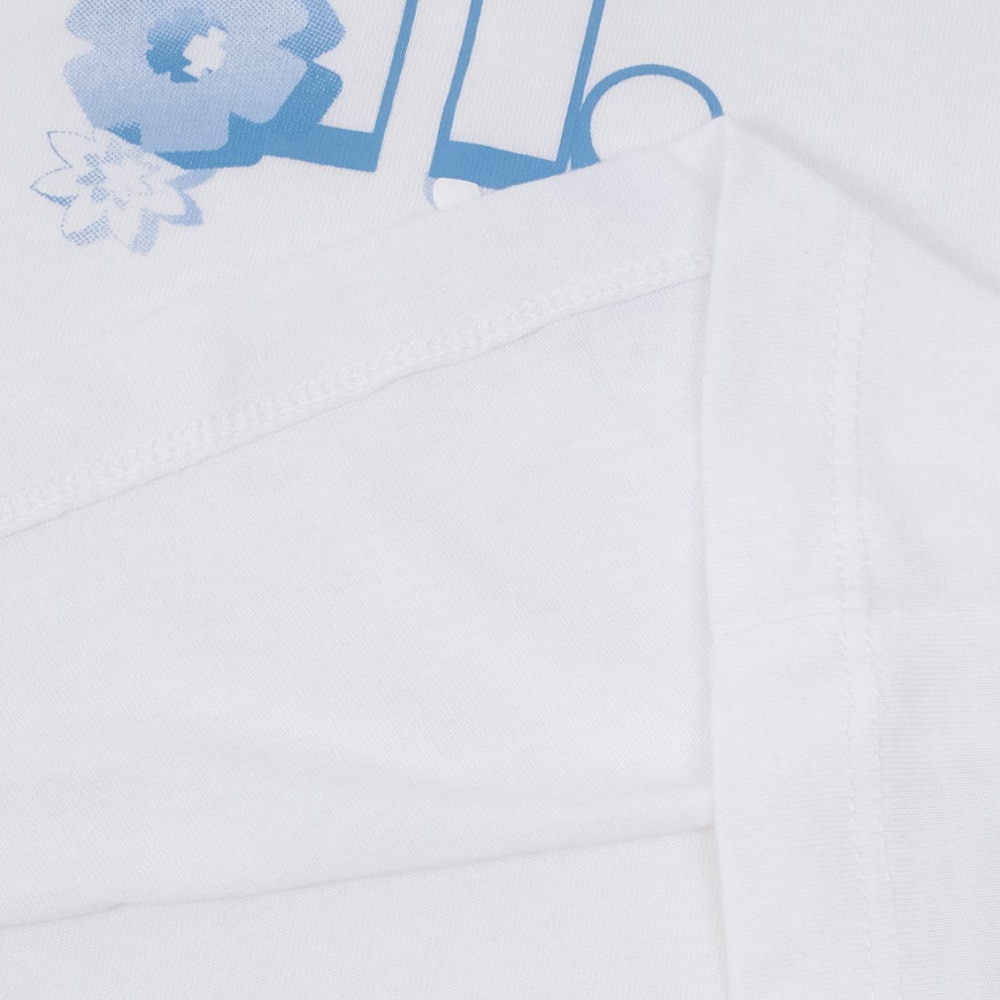 ナイキ（NIKE）（キッズ）ジュニア FLOWRAL グラフィックTシャツ 36M613-001
