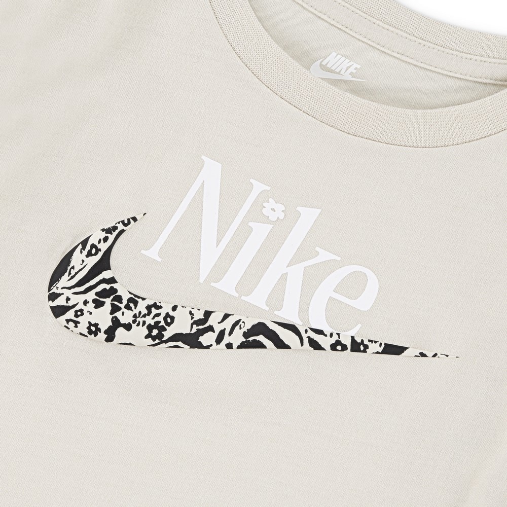 ナイキ（NIKE）（キッズ）ガールズ WILD FLOWER 半袖Tシャツ 26N022-X27