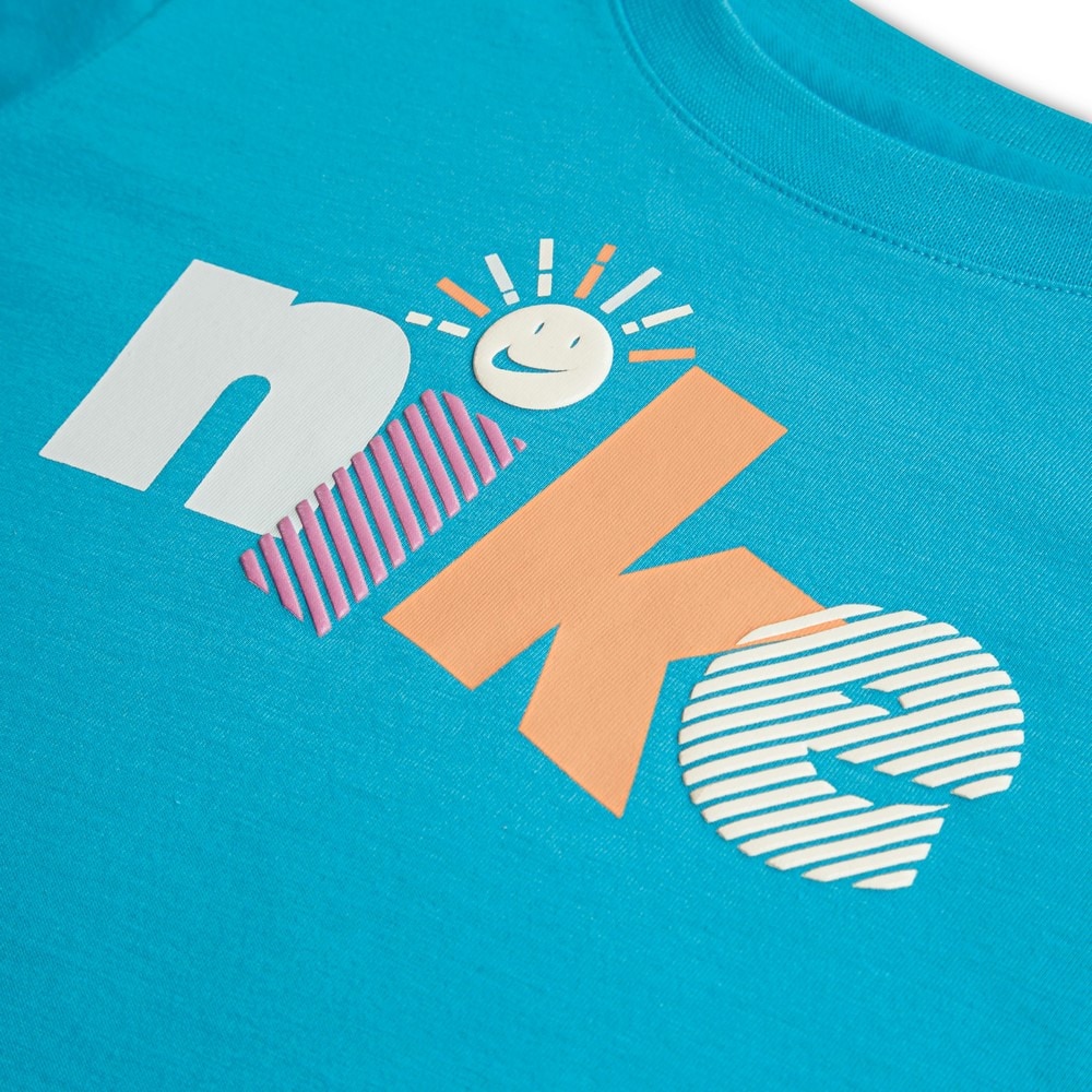 ナイキ（NIKE）（キッズ）ガールズ SUNNY SWOOSH 半袖Tシャツ 36M928-BA2
