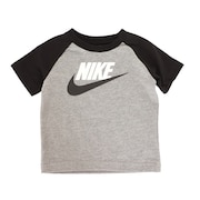 ナイキ（NIKE）（キッズ）半袖Tシャツ キッズ FUTURA RAGLAN 76K661-GEH ※要サイズ確認