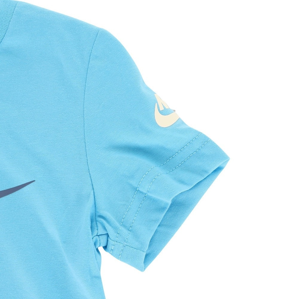 ナイキ（NIKE）（キッズ）半袖Tシャツ キッズ STRIPE SCAPE FUTURA ※要サイズ確認 76K881-F85