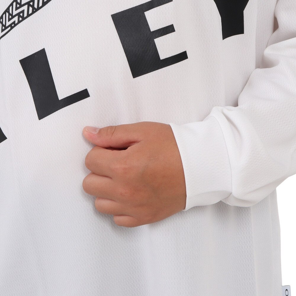 オークリー（OAKLEY）（キッズ）長袖Ｔシャツ キッズ Enhance Strt Qd  Ytr 6.0 FOA405772-100