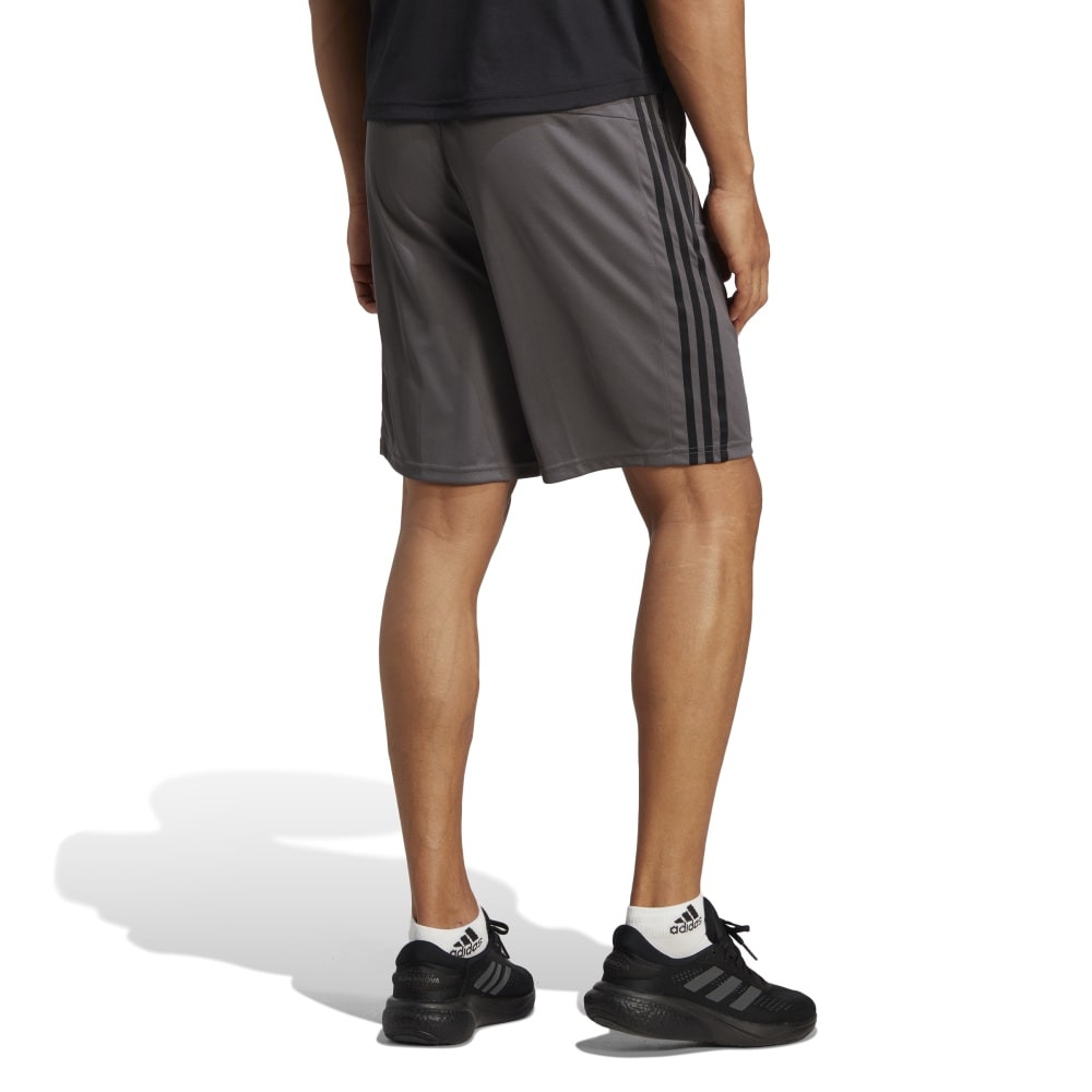 アディダス（adidas）（メンズ）トレイン エッセンシャルズ ピケ スリーストライプス トレーニングショーツ BXH47-IB8245