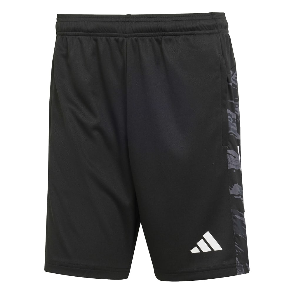 アディダス（adidas）（メンズ）トレイン エッセンシャルズ カモ スリーストライプスショーツ KTM83-JE5696