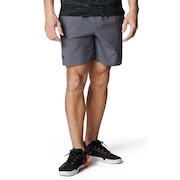 ショート・ハーフパンツ