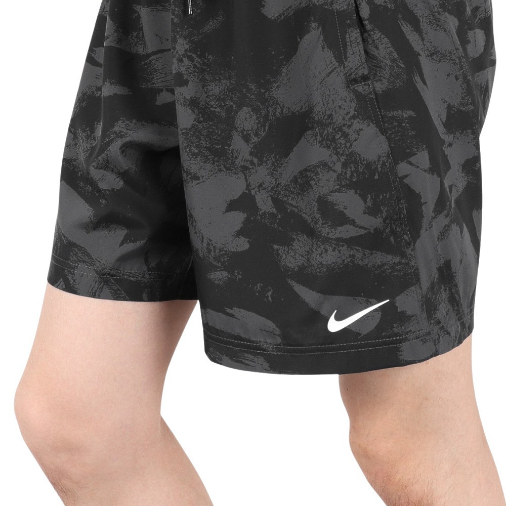 ナイキ（NIKE）（メンズ）ドライフィット フォーム 7インチ 裏地なし 万能ショーツ HV0432-060