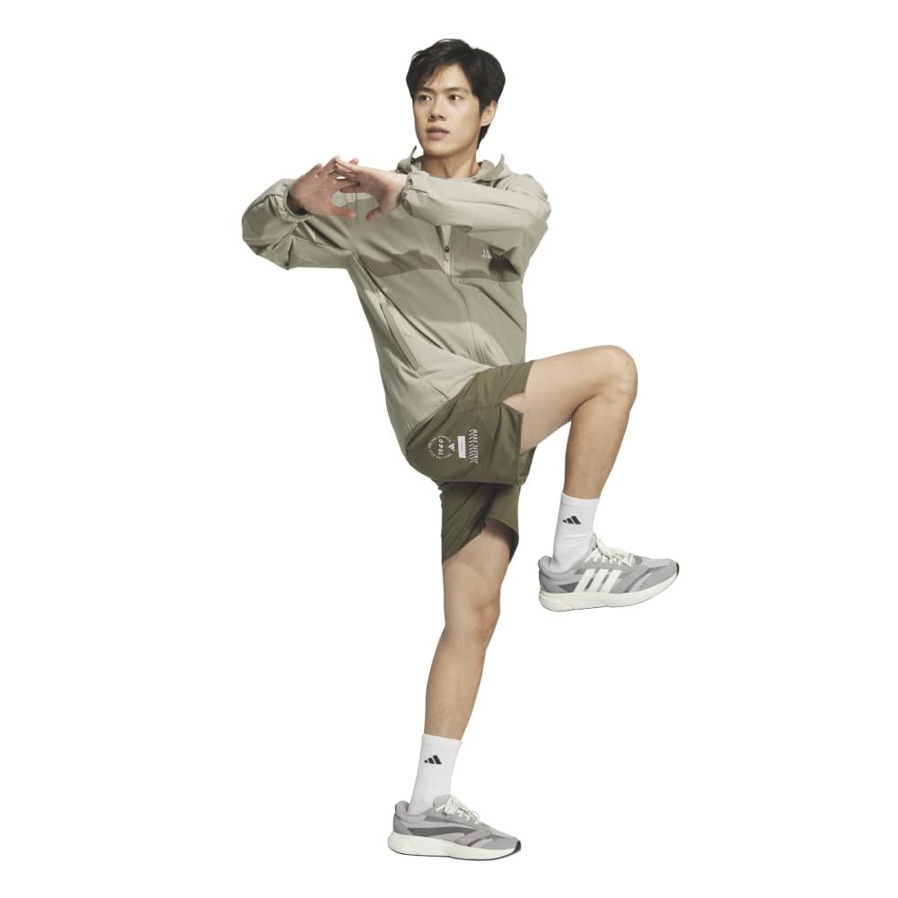 アディダス（adidas）（メンズ）アダプテーション レギュラーフィット ウーブン 7インチ ショーツ F4056-KF1296