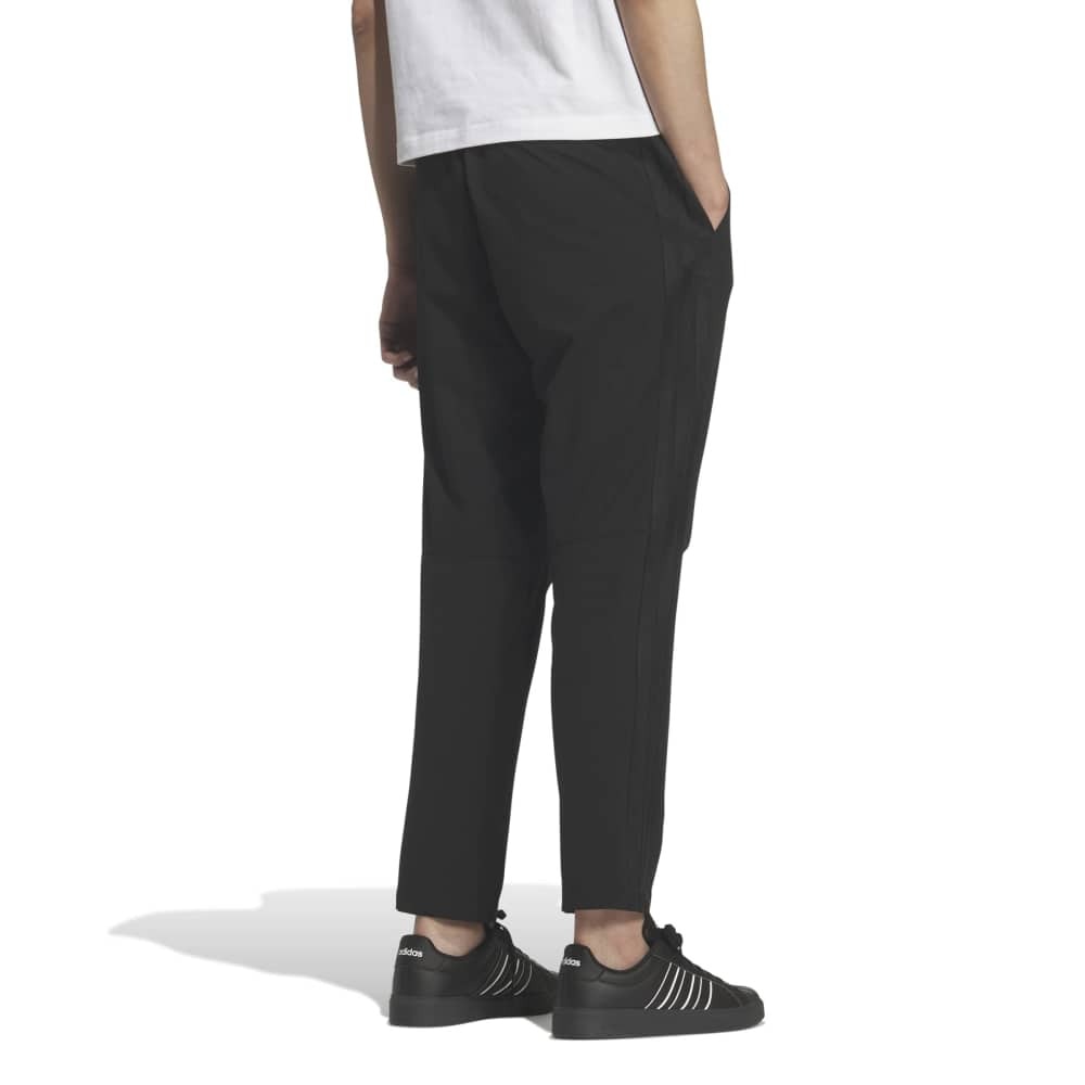 アディダス（adidas）（メンズ）軽パン ストレッチコミューターレギュラーテーパードパンツ SU484-KV4697